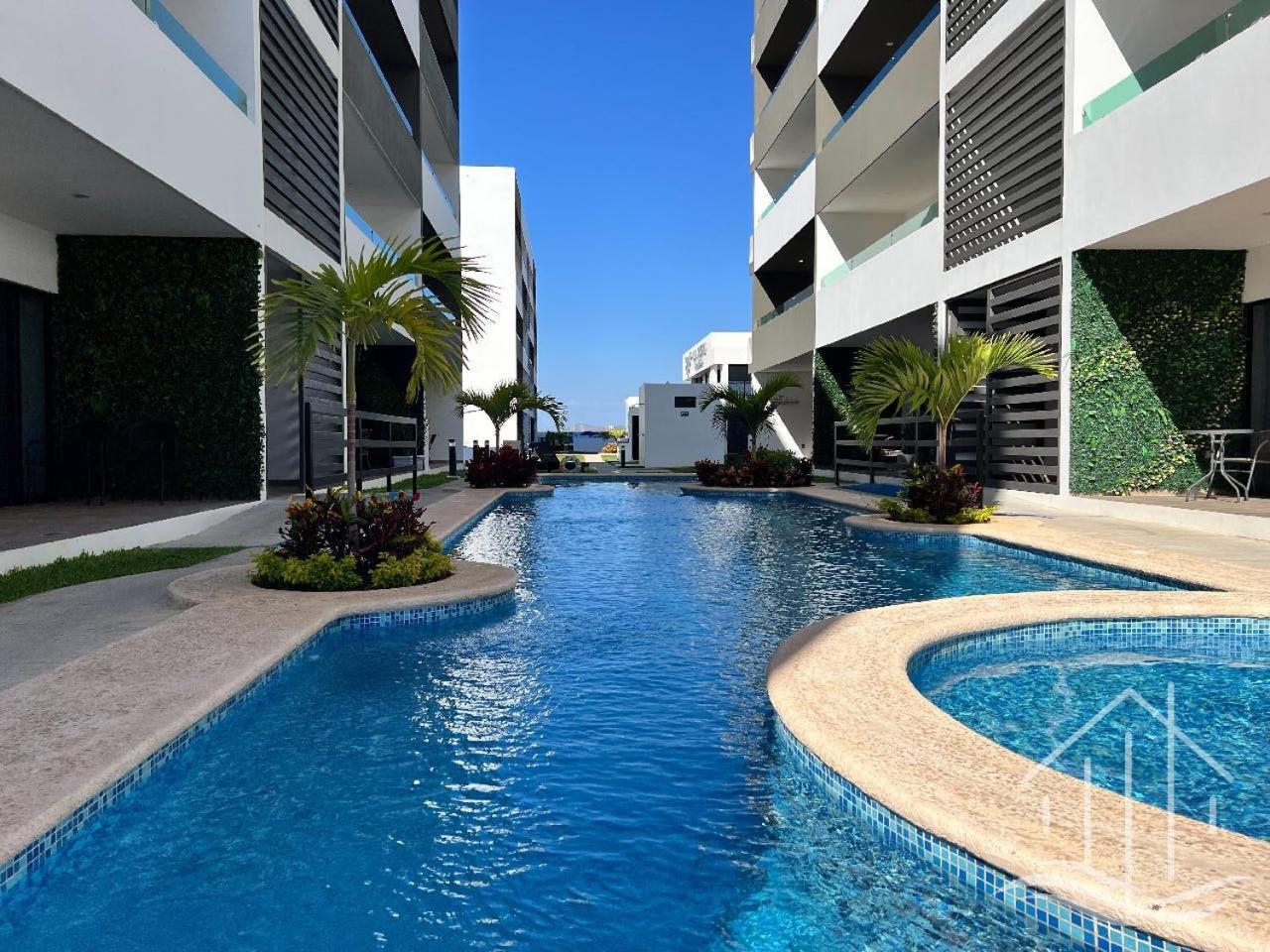 Apartment New~promo~2 Queen Beds~near Beach~poolside~sleep 6
